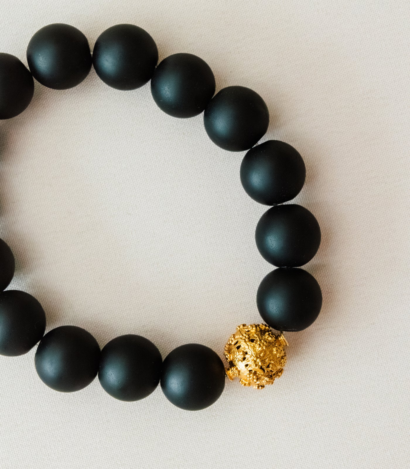 Buwan Tambourine Bracelet in Black AMAMI - AMAMI