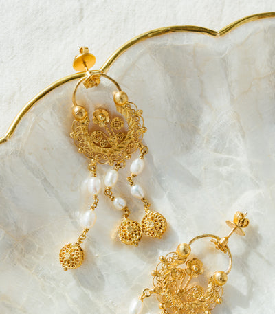 Dominique Pearl Creolla Earrings - AMAMI