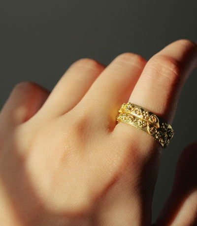 Gold Filigree Wedding Ring Band - AMAMI