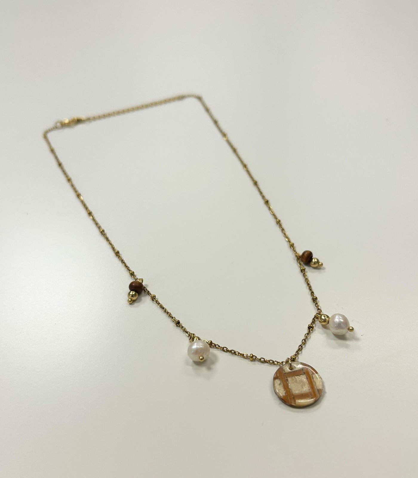 Capiz Pearl Pendant Necklace