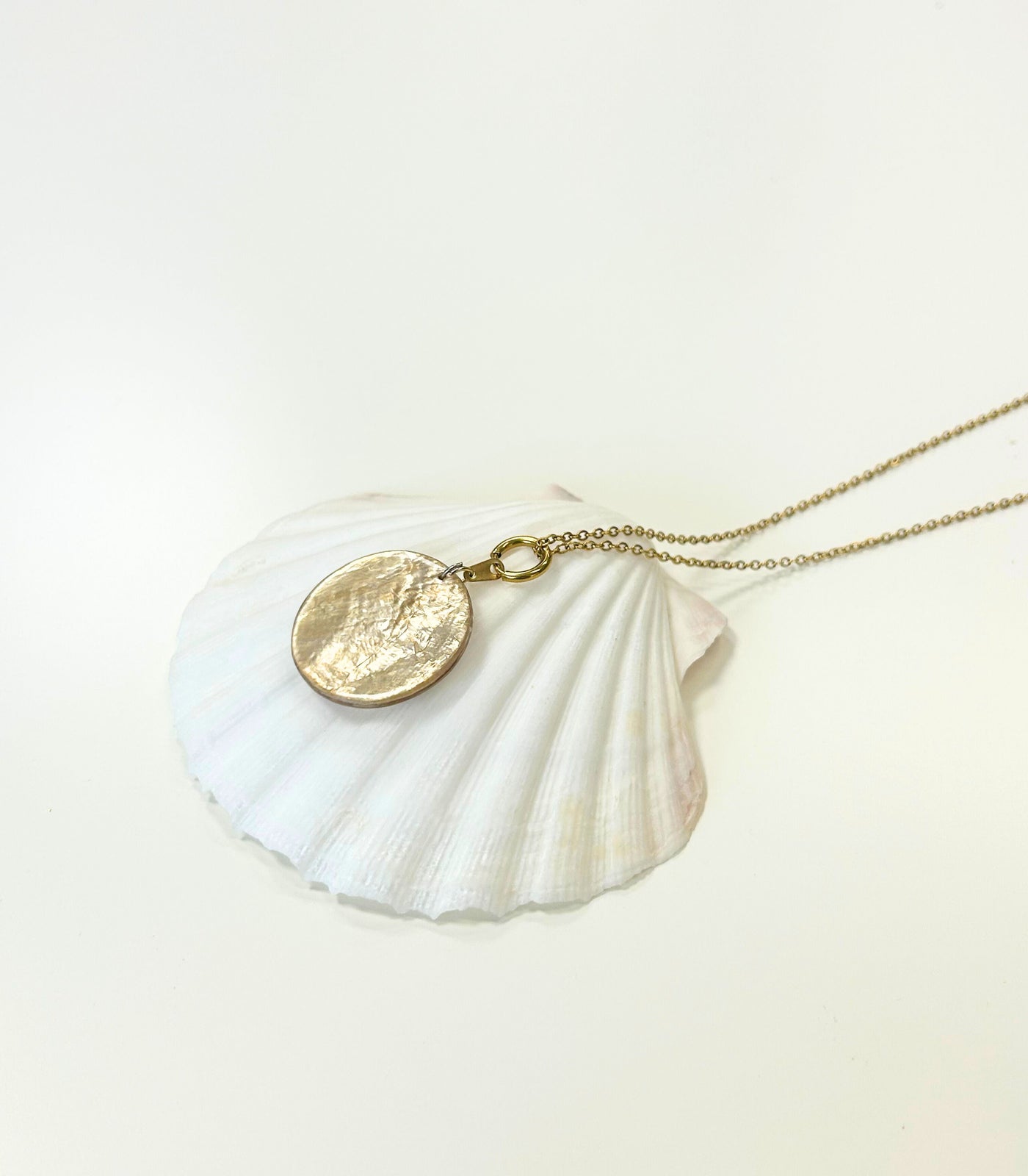 Capiz Reversible Circle Pendant Necklace