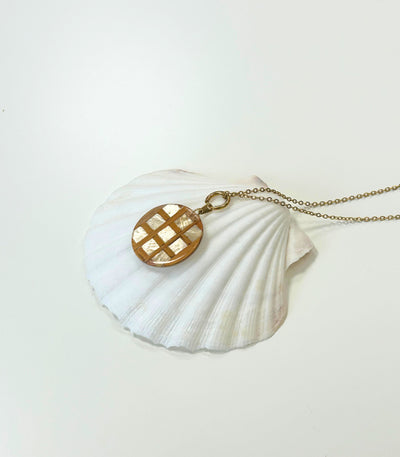 Capiz Reversible Circle Pendant Necklace