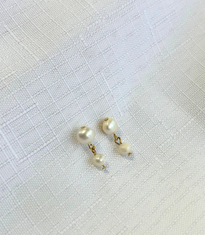 Laya Dainty Pearl Drop Earrings- Arete