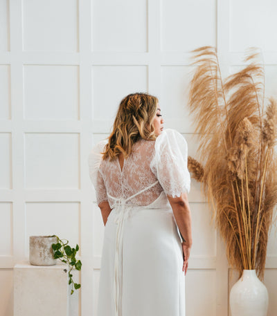 Scalloped Lace Mock Neck Terno Top