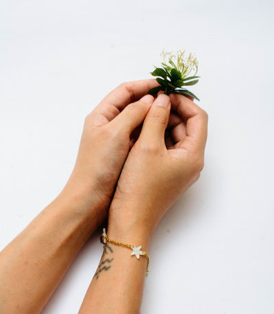 Tres Santan Mother of Pearl Flower Bracelet in White - Lily Jewelry