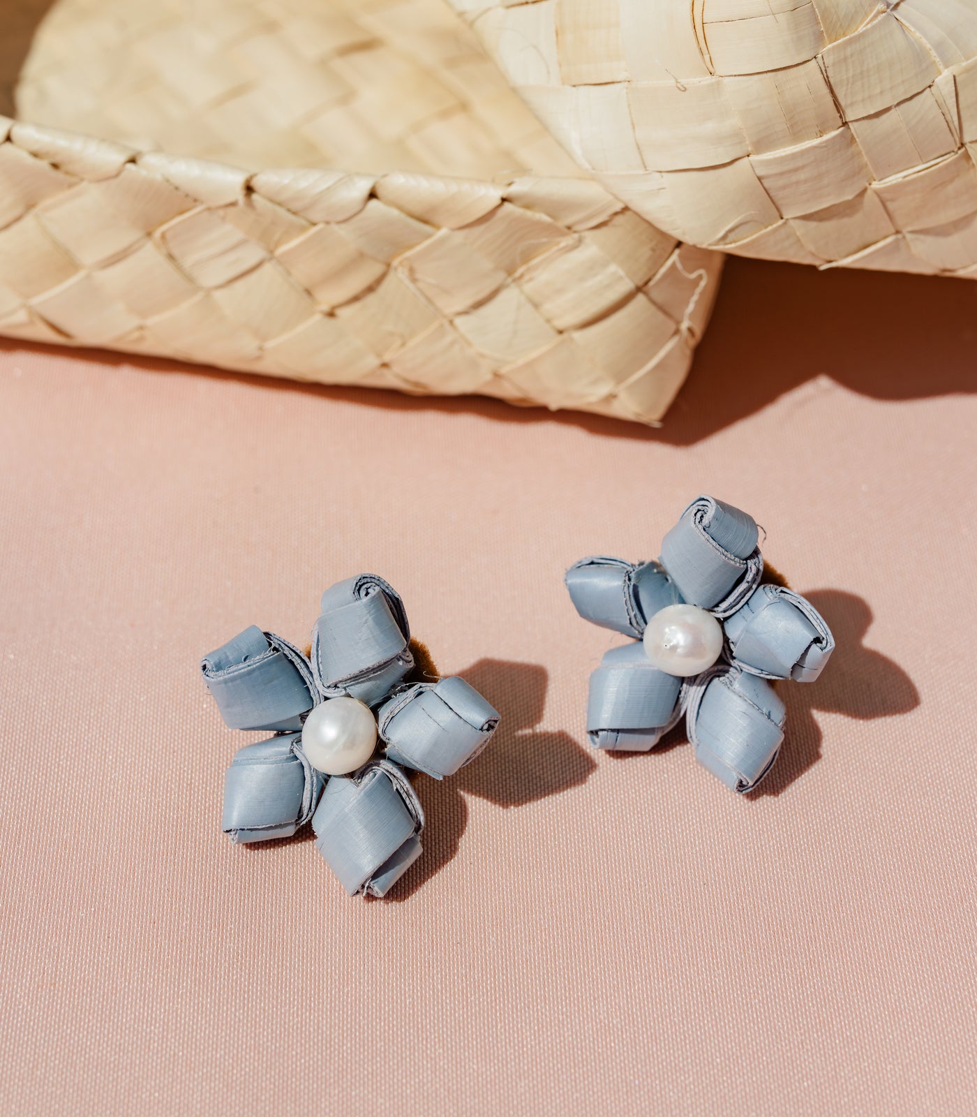 Gabriela Silang Palmera Pearl Studs -Bughaw - Punique