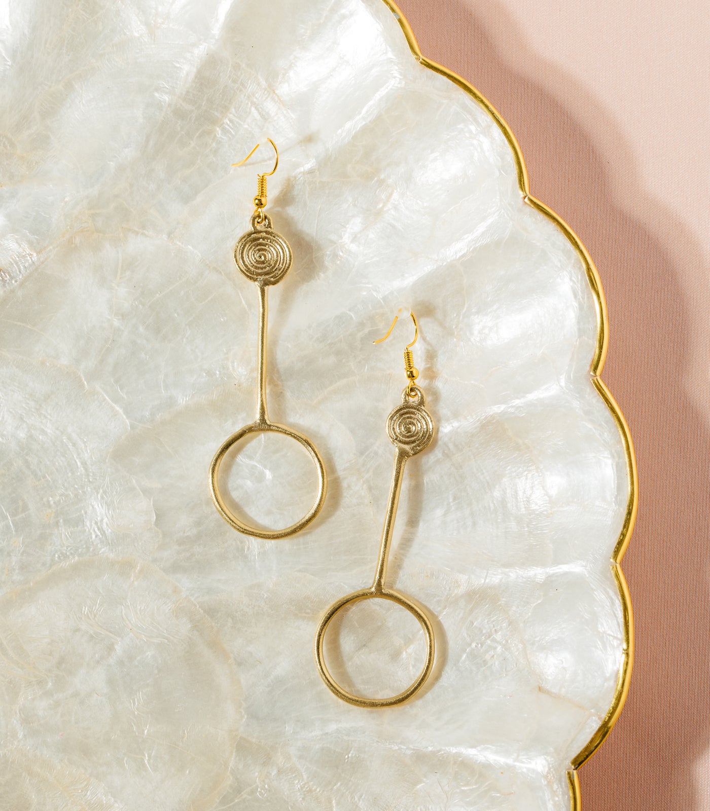Linulid Brass Earrings - Sesotunawa