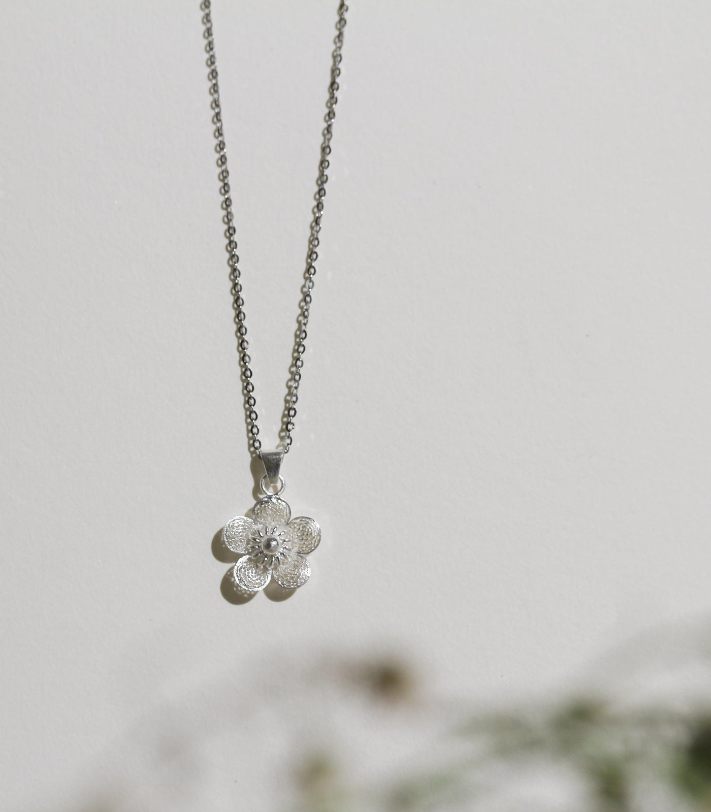 Sampaguita Minimalist Pendant Necklace in Silver - AMAMI