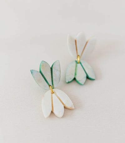 Assymetrical Guita Drop Earrings - Arete