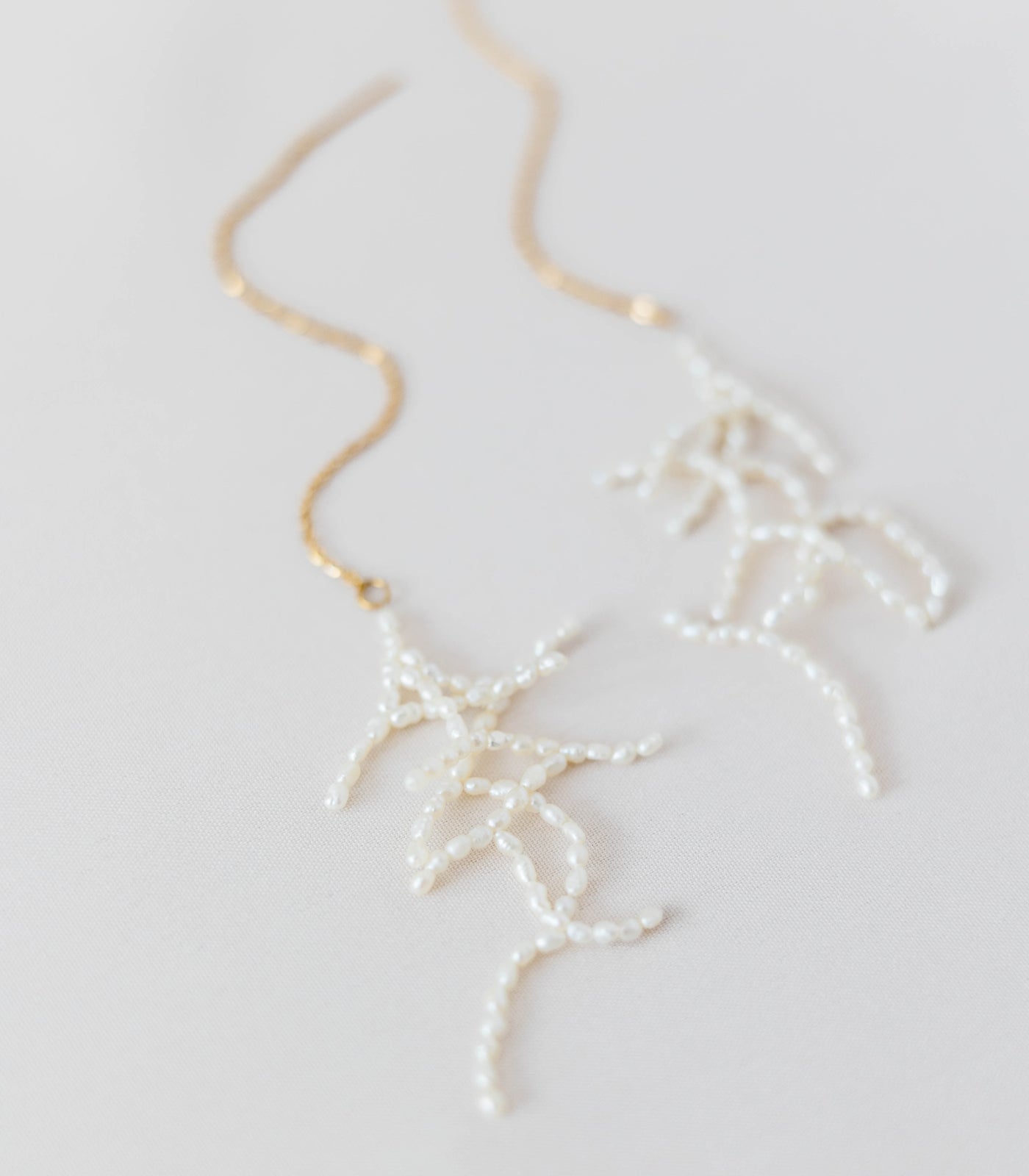 Coral Pearl Threaders - Arete