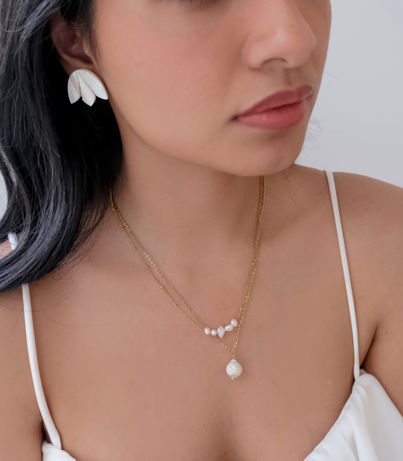 Gota Pearl Necklace - Arete