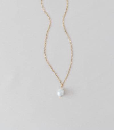 Gota Pearl Necklace - Arete