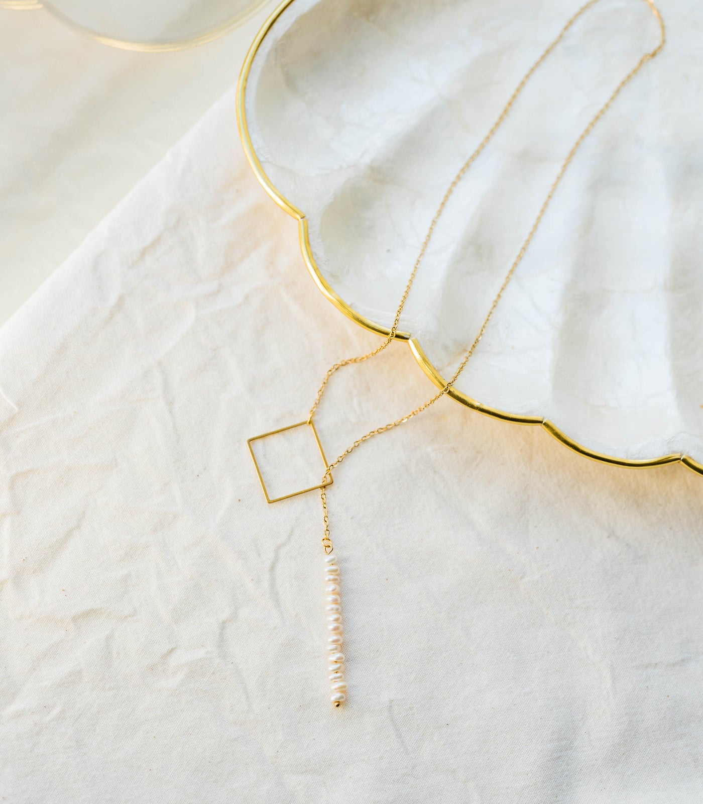 Lazo Pearl Necklace - Arete