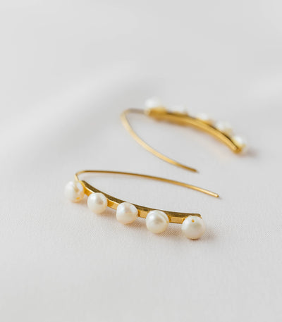 Linea Hook Earrings - Arete