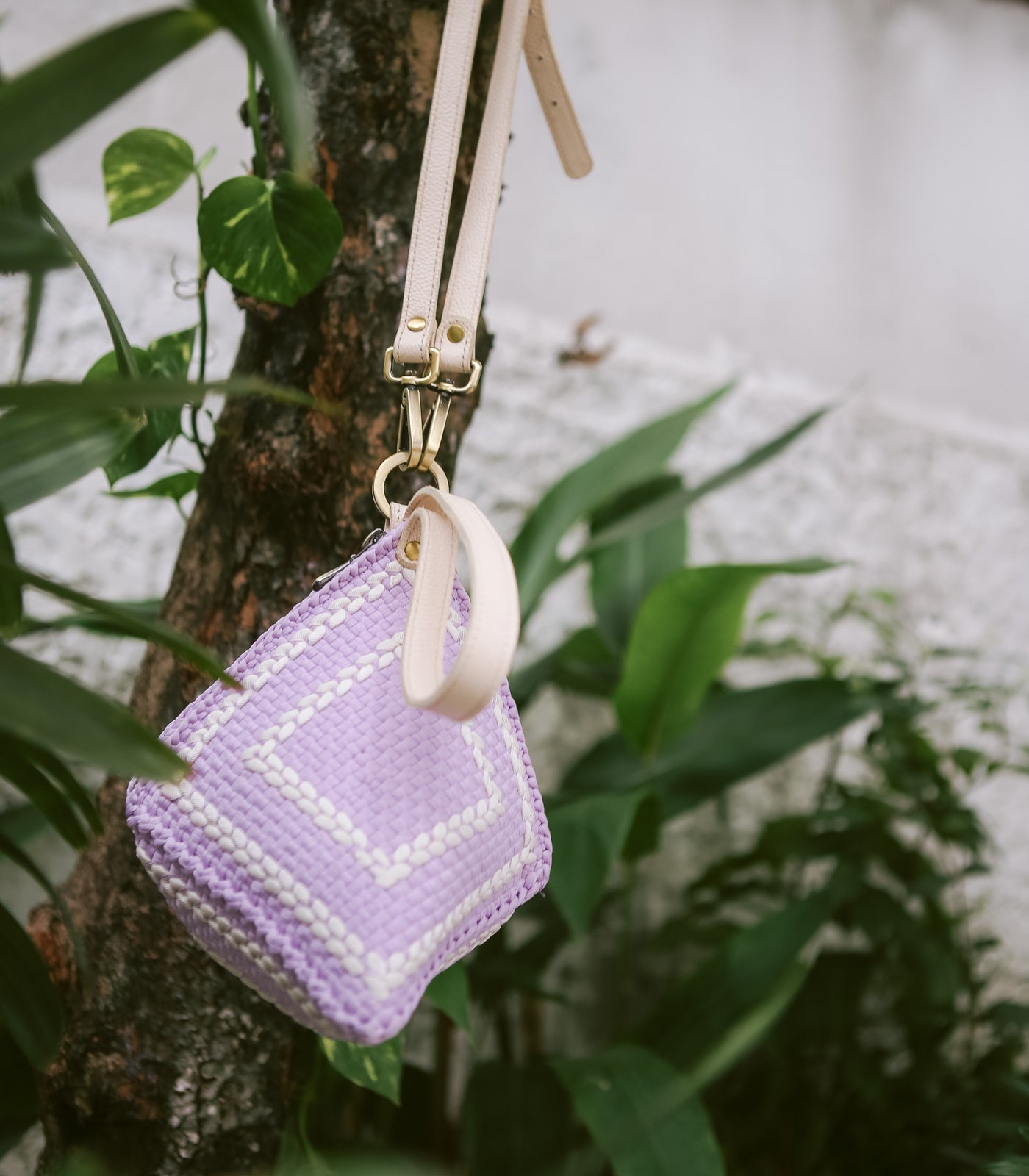 Puso Pyramid Handbag in Lilac - Rags2Riches