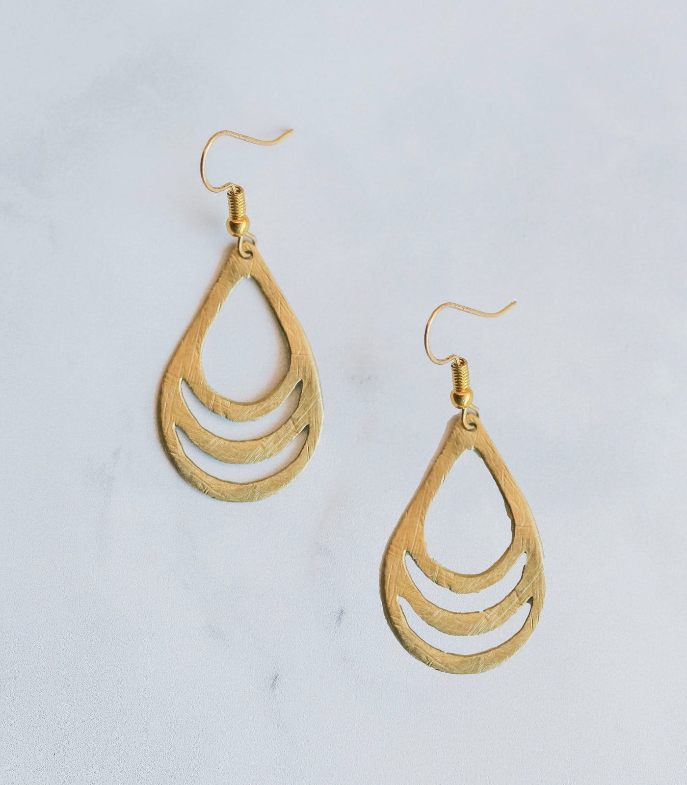 T'dak Droplet Brass Earrings - Sesotunawa