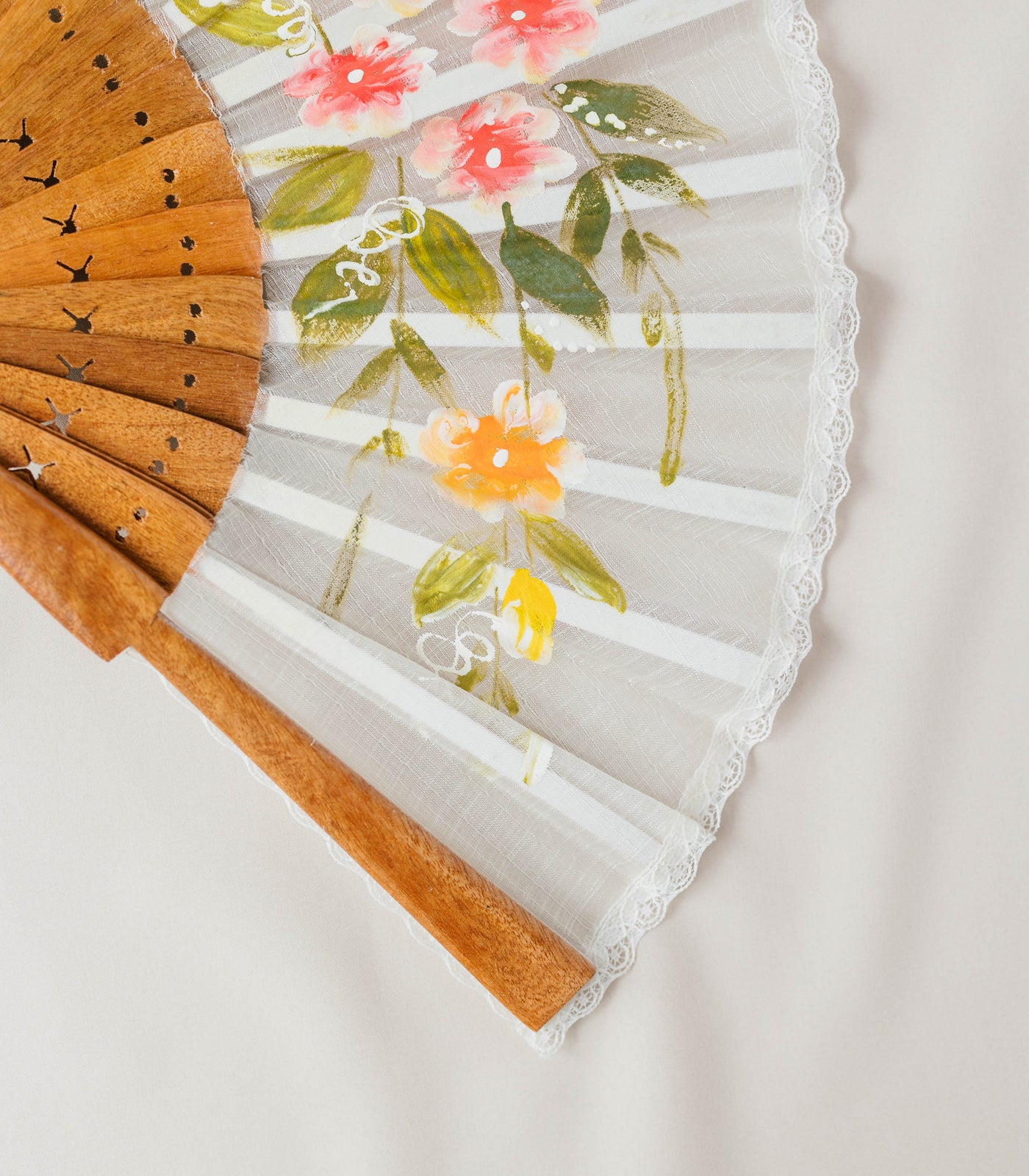 Pamaypay Hand-Painted Filipino Hand Fan - The Wedding Library